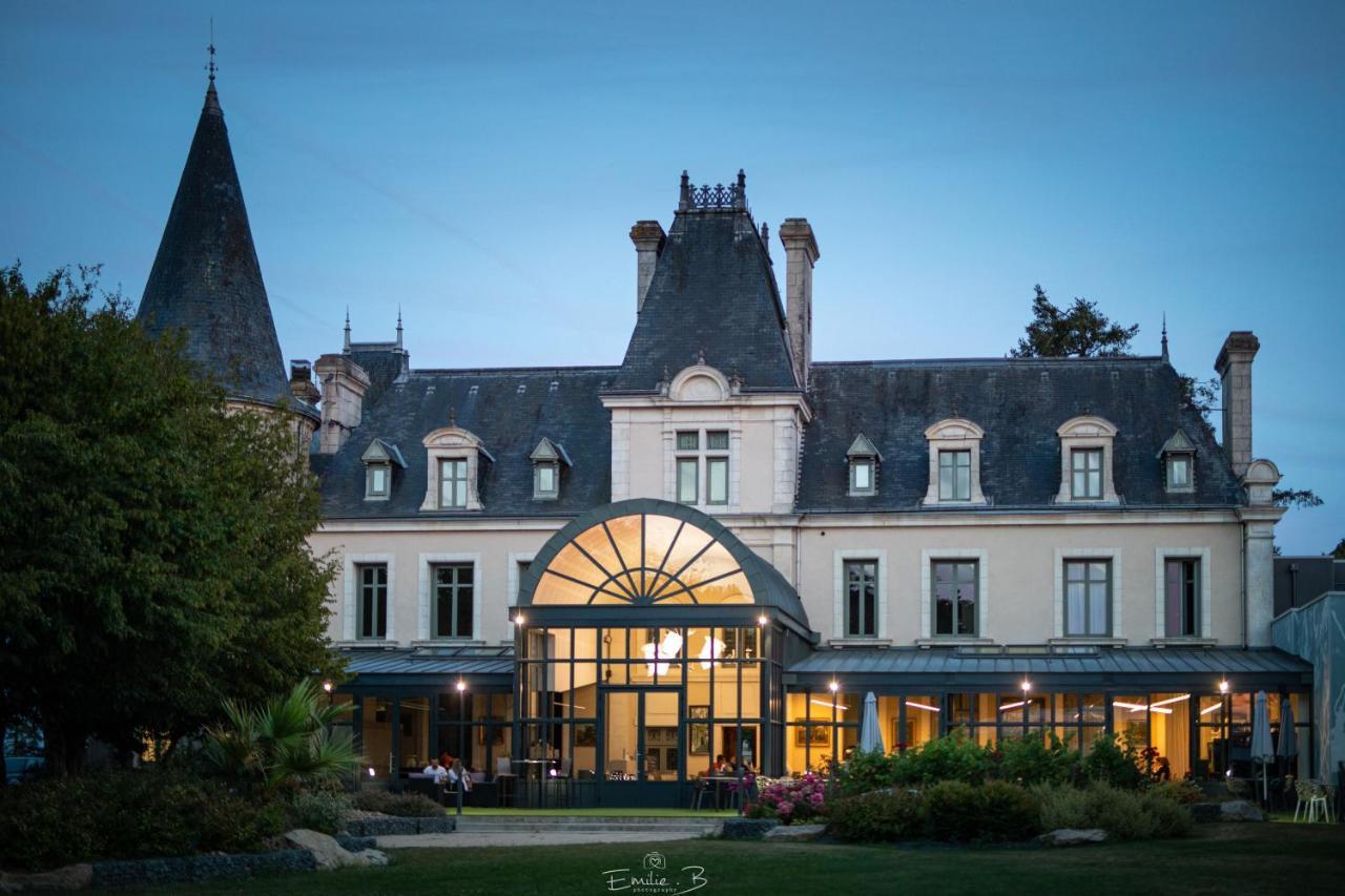 Hotel Chateau De La Barbiniere Saint-Laurent-sur-Sevre Exterior photo