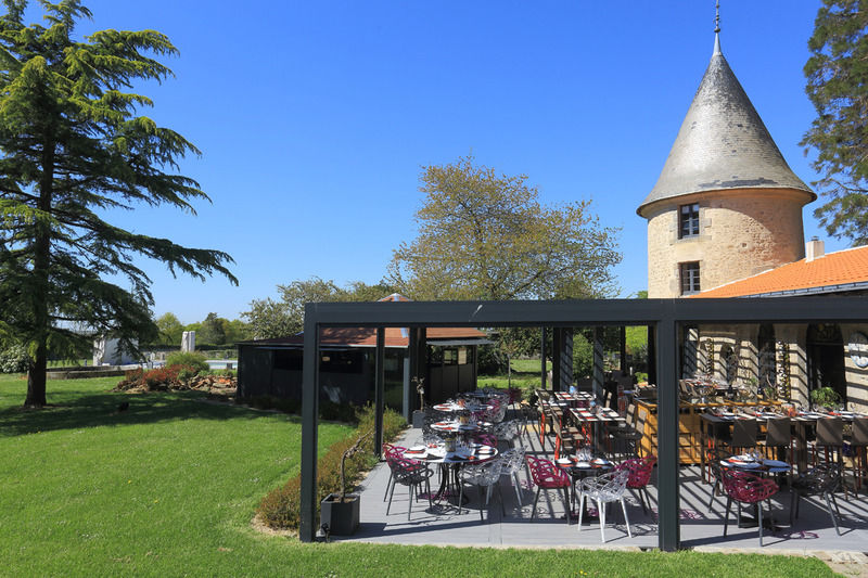 Hotel Chateau De La Barbiniere Saint-Laurent-sur-Sevre Exterior photo